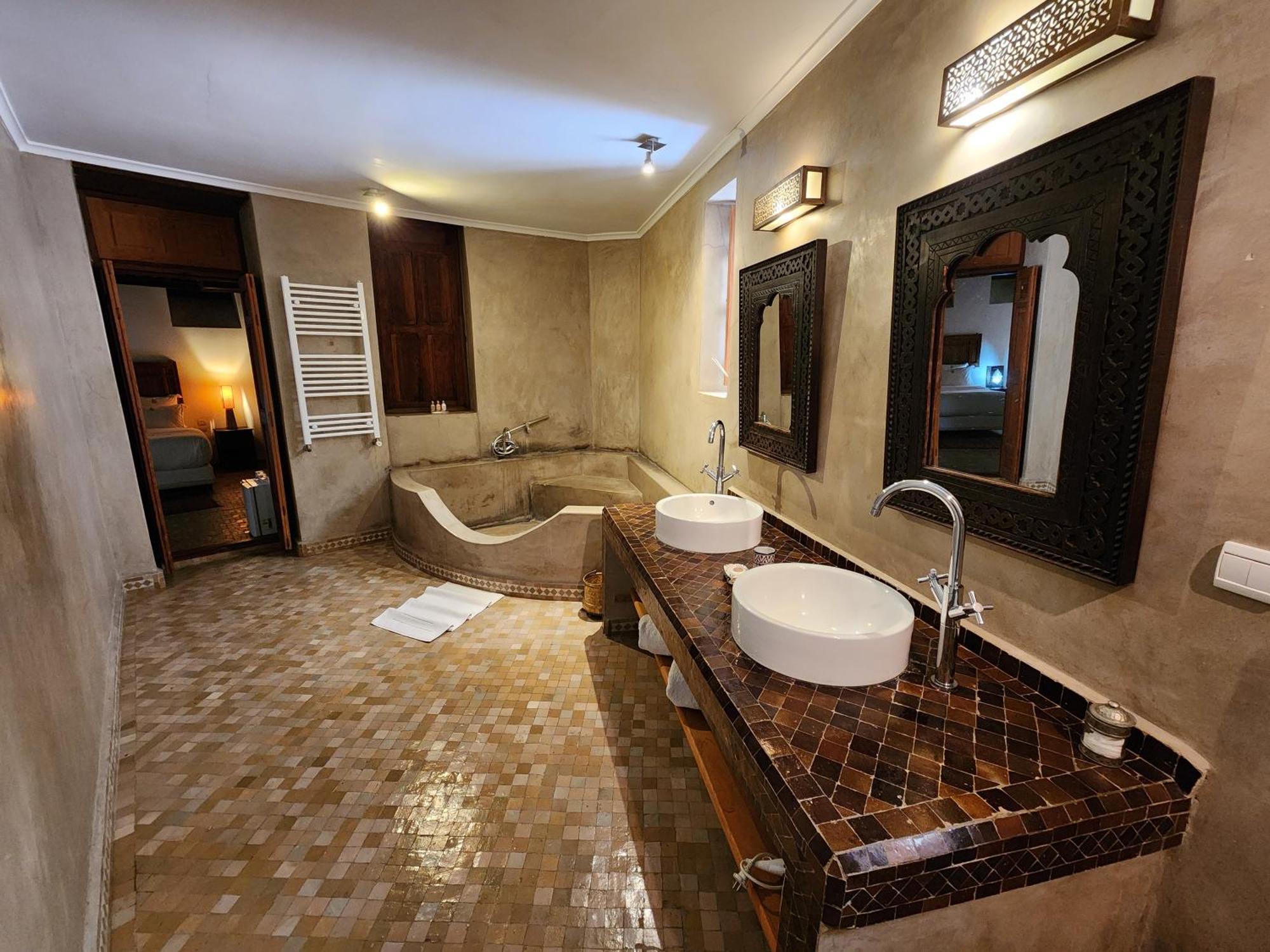 Riad Said เฟส ภายนอก รูปภาพ
